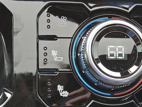 New 2026 GMC Sierra 2500 Denali w/ Denali Reserve Package image 9