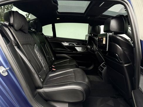 Used 2019 BMW ALPINA B7 xDrive w/ Luxury Rear Seating Package image 35