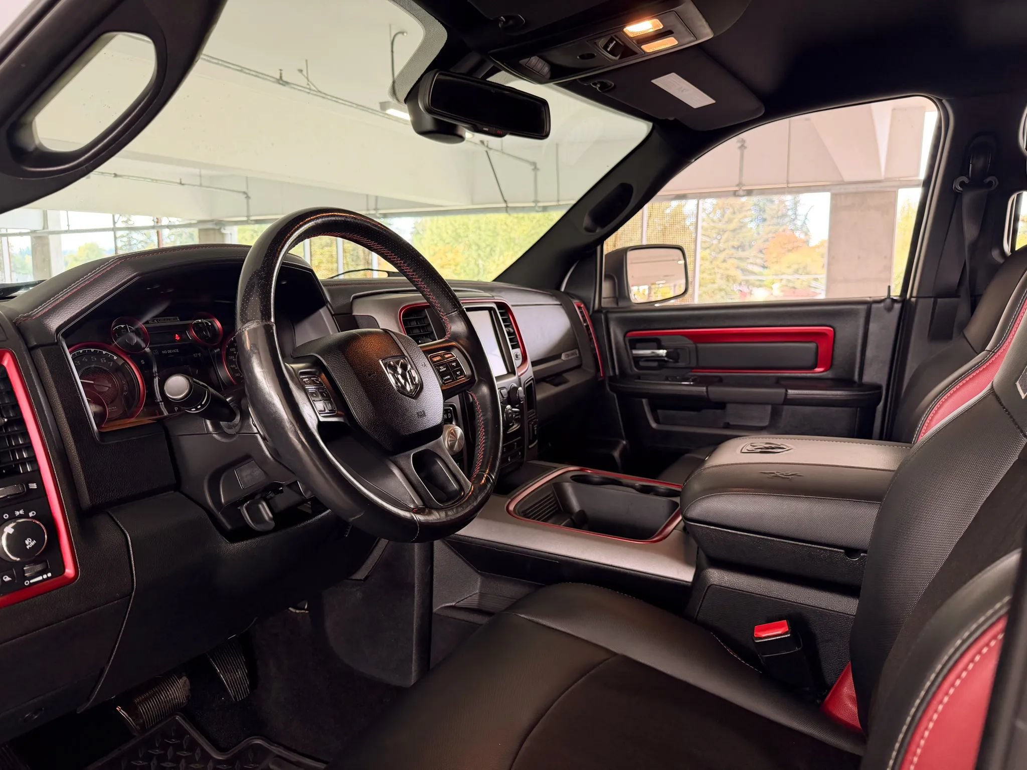 Used 2015 RAM 1500 Rebel AWD/4WD image 17