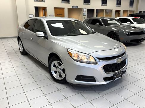 Used 2016 Chevrolet Malibu LT image 65