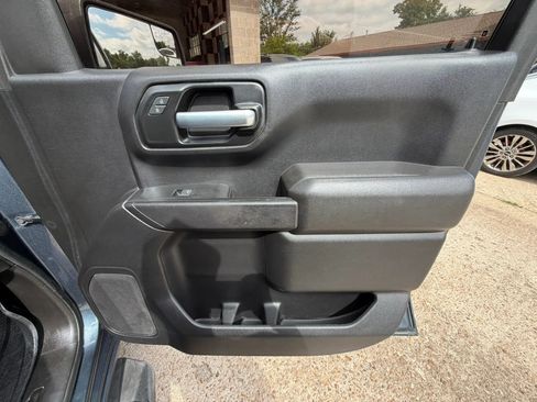 Used 2021 Chevrolet Silverado 1500 Custom w/ LPO, Dark Essentials Package RWD image 15