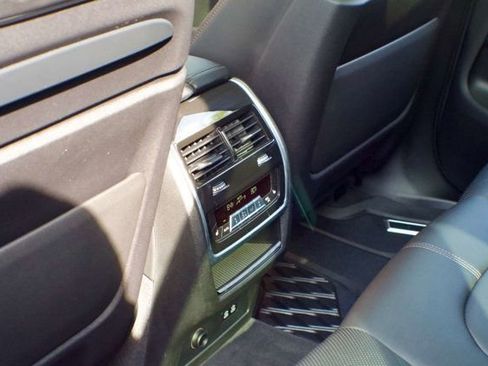 Used 2024 BMW X5 M60i image 52