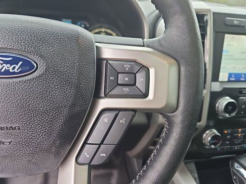 Used 2020 Ford F150 Lariat w/ Equipment Group 502A Luxury image 13