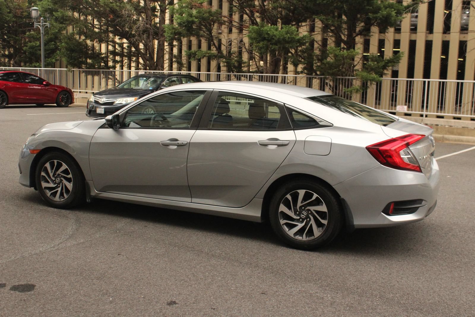 Used 2016 Honda Civic EX image 9