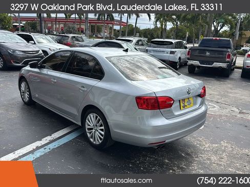 Used 2014 Volkswagen Jetta SEL FWD image 6