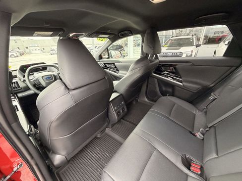 Used 2025 Subaru Solterra Limited image 35