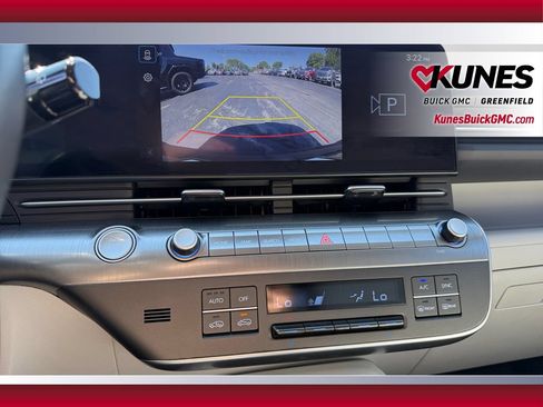 Used 2025 Hyundai Kona SEL AWD/4WD image 18