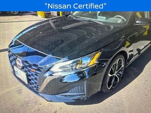 Used 2024 Nissan Altima 2.5 SR FWD image 2
