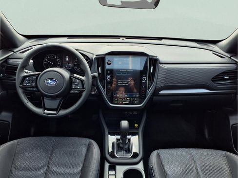 Used 2025 Subaru Forester Premium w/ Convenience Package #1 image 11