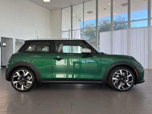 Certified 2025 MINI Cooper S FWD image 8