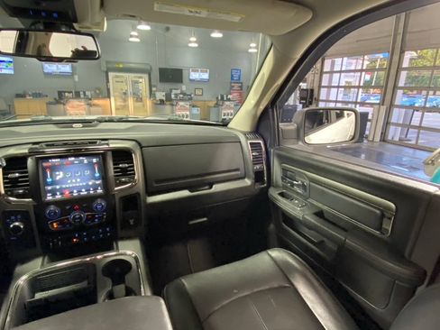 Used 2018 RAM 2500 Laramie w/ Sport Appearance Group AWD/4WD image 30
