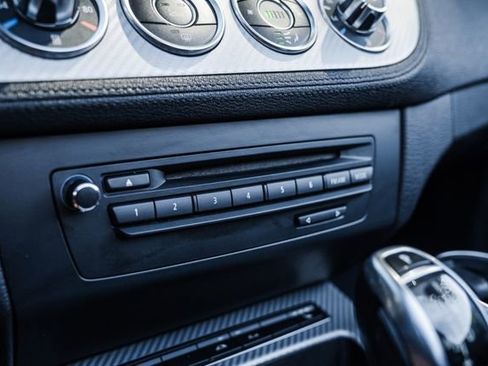 Used 2012 BMW Z4 sDrive35is image 16