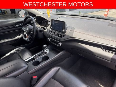 Used 2020 Nissan Altima 2.5 SR FWD image 14