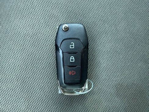 Certified 2019 Ford F250 XLT AWD/4WD image 28