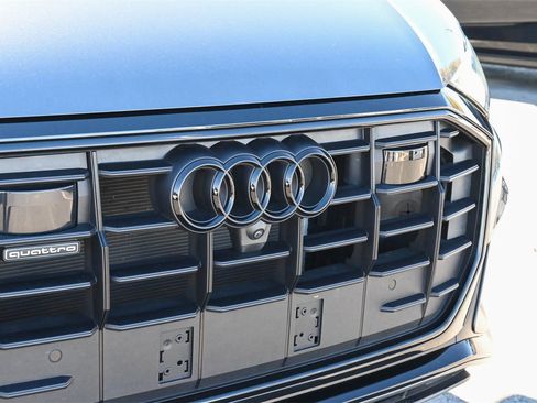 Used 2023 Audi Q8 Premium Plus w/ Premium Plus Package image 25