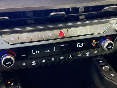 Used 2023 Kia Telluride SX Prestige X-Line image 19