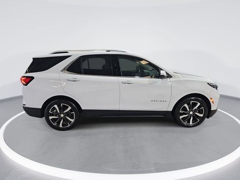 Used 2022 Chevrolet Equinox Premier FWD image 4