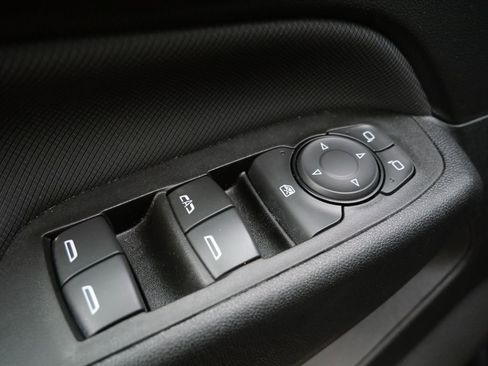 Used 2023 Chevrolet Equinox RS AWD/4WD image 19
