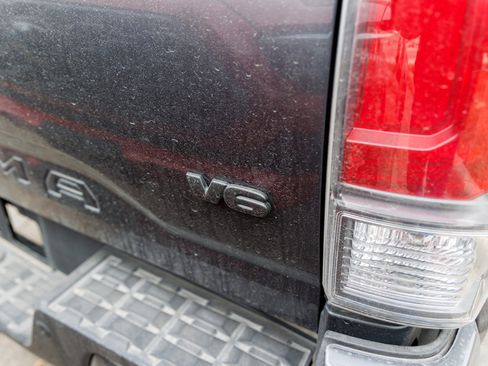 Used 2023 Toyota Tacoma TRD Sport image 12