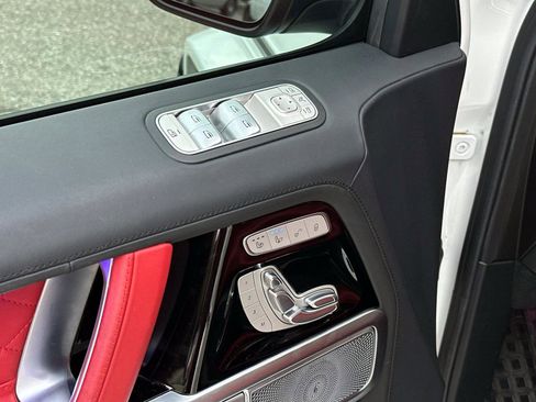 Certified 2022 Mercedes-Benz G 63 AMG 4MATIC image 17