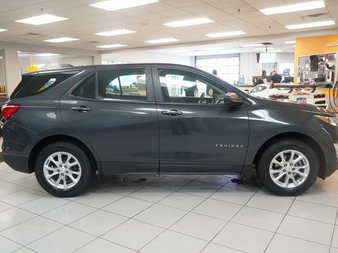 Used 2020 Chevrolet Equinox LS image 12