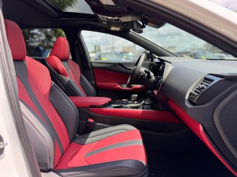 Used 2025 Lexus NX 350 F Sport w/ Accessory Package (2T) AWD/4WD image 27