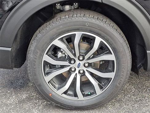 New 2026 Ford Explorer ST-Line image 5