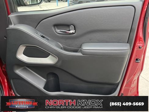 Used 2024 Nissan Frontier SV w/ Technology Package image 21