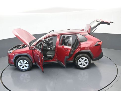 Used 2024 Toyota RAV4 LE image 66