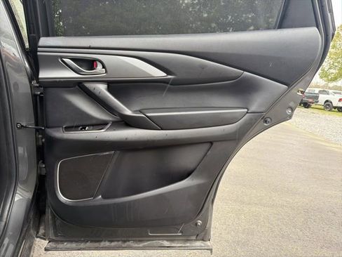 Used 2022 MAZDA CX-9 Touring Plus image 11