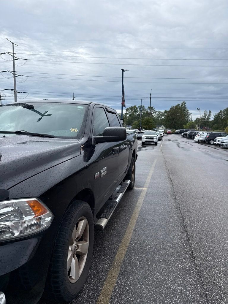 Used 2015 RAM 1500 Express AWD/4WD image 12