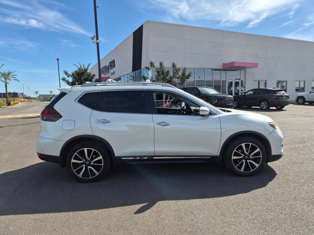 Used 2019 Nissan Rogue SL w/ Premium Package FWD image 4