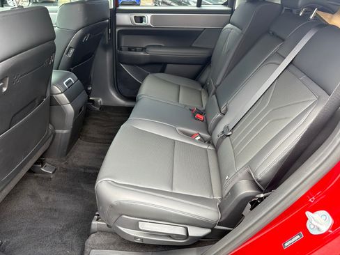 Certified 2025 Hyundai Santa Fe XRT AWD/4WD image 22