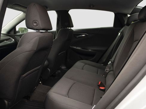 Used 2020 Chevrolet Malibu RS FWD image 13