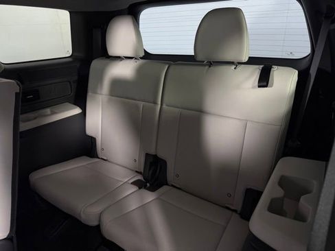 Used 2025 Hyundai Santa Fe SEL FWD image 18