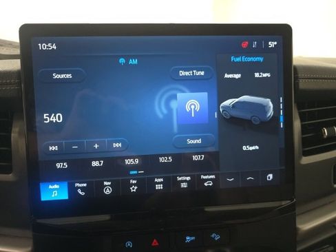 Used 2024 Ford Expedition XLT image 27