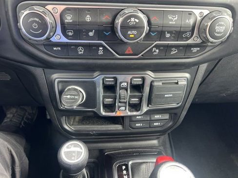 Used 2021 Jeep Wrangler Unlimited Sport AWD/4WD image 8