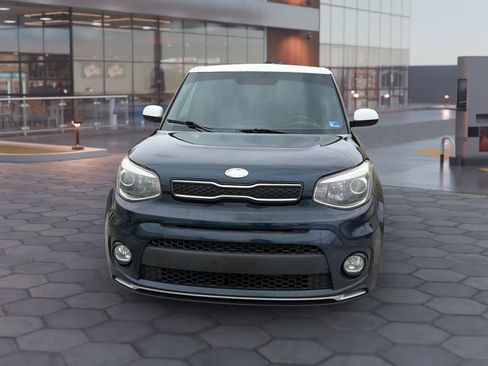 Used 2018 Kia Soul + FWD image 18