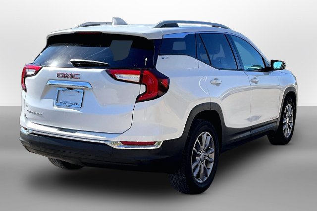 Used 2024 GMC Terrain SLT w/ LPO, Floor Liner Package FWD image 13