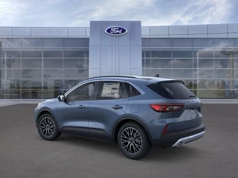 New 2025 Ford Escape SE FWD image 4