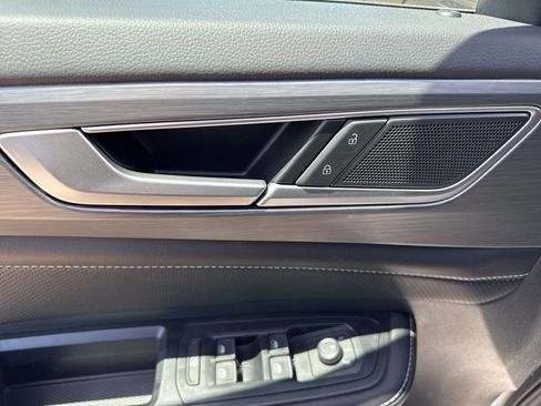 New 2026 Volkswagen Atlas Cross Sport SE FWD image 20