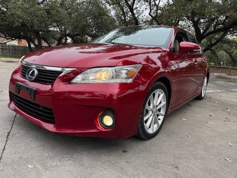 Used 2013 Lexus CT 200h image 1