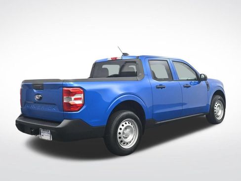 Used 2025 Ford Maverick XL w/ Equipment Group 102A AWD/4WD image 6