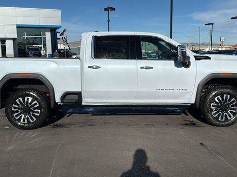 New 2026 GMC Sierra 2500 Denali Ultimate image 2