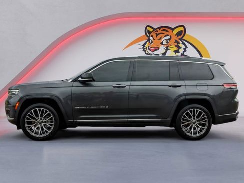 Used 2022 Jeep Grand Cherokee L Summit AWD/4WD image 8