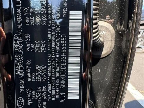 Used 2025 Hyundai Tucson Limited image 18