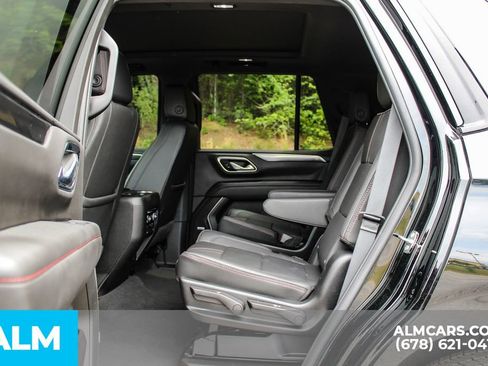 Used 2024 Chevrolet Tahoe RST w/ Luxury Package RWD image 18