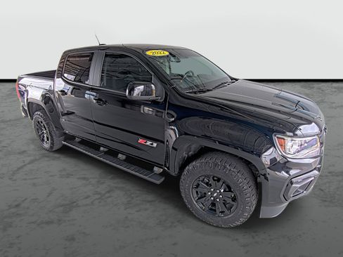 Used 2022 Chevrolet Colorado Z71 w/ Z71 Midnight Edition image 4