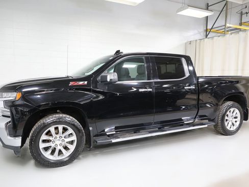 Used 2020 Chevrolet Silverado 1500 LTZ w/ LTZ Plus Package AWD/4WD image 16