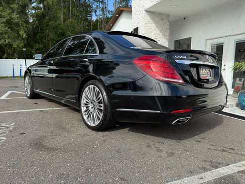 Used 2017 Mercedes-Benz S 550 Sedan image 3
